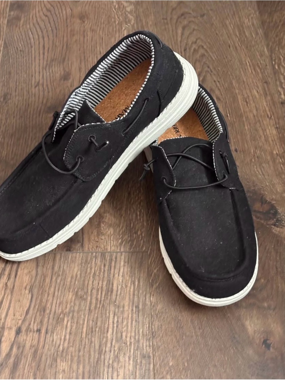 👟✨ Bruno Marc Size 9 Slip-on Shoes Effortless Style 👟✨